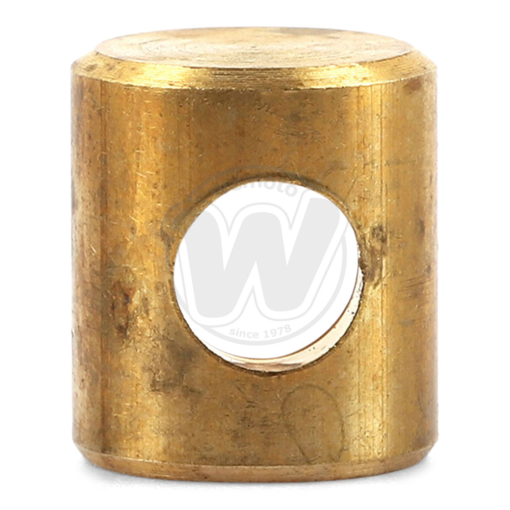 0PE7190_af1202 two.jpg